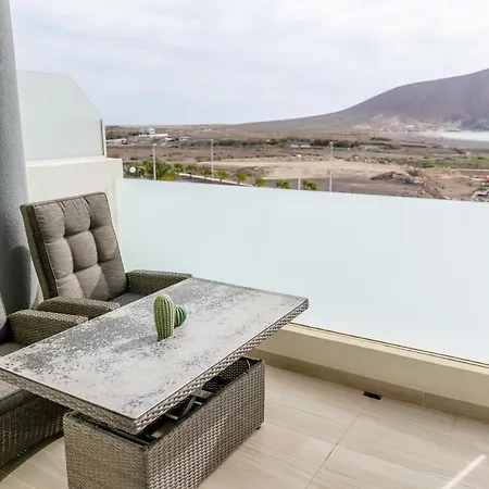 Top-class Beach Front La Tejita, 200m2, 3 Bedrooms, Large Terraces